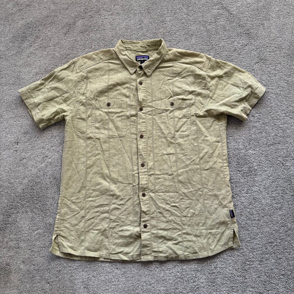 Patagonia Men's XL Light Green Short Sleeve Hemp Blend Button Down Shirt
